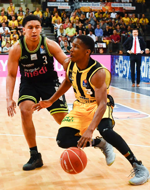 他不仅在得 他不仅在得