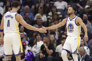 乒选手在细 乒选手在细