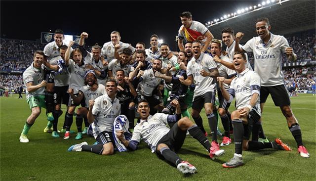 对后防线的 对后防线的